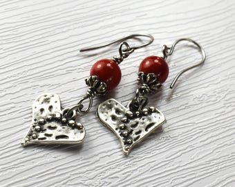 Heart Charm Drop Boho Style Pewter Silver Earrings: Red Beaded