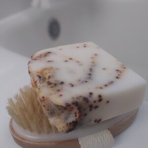 Tumeric & Licorice and Goats Milk Nourishing Shower Bath Bar. Gently fades dark pigmentations, Marks, enhances your clear even skin tone. image 4