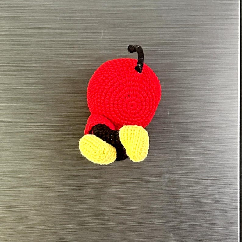 Step-by-step PDF guide for crocheting a Mickey Mouse butt hook with clear instructions