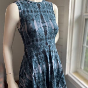 Vans Skater Style Dress- Blue Tie Dye Style Stretchy Fabric Size Small