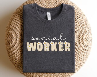 Camiseta floral de trabajo social, camiseta de trabajador social escolar, regalos para trabajadores sociales escolares, camiseta de trabajador social, regalo, camiseta de flores silvestres para la escuela, R202