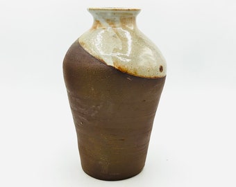 Shino Dipped Double Fired Vessel 2 by Lynn Isaacson