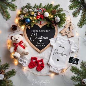 Faire-part de grossesse numérique de Noël pour décembre Modèle modifiable neutre pour l'annonce de bébé Je serai à la maison pour Noël A0208