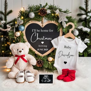 Faire-part de grossesse numérique pour Noël Modèle modifiable neutre pour l'annonce de bébé en décembre Je serai à la maison pour Noël A0207