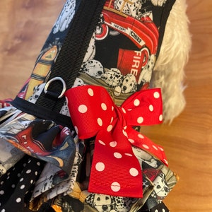 Firehouse pup Rüschen Geschirr für Kleine Hunde, Made in USA, Feuerwehrmann