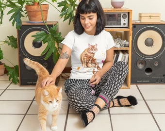Watercolor Tan Cat Tee - Women's 100% Cotton Feline Shirt