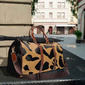 Animal Print Waterproof Travel Bag: Nylon Art & Music Tote