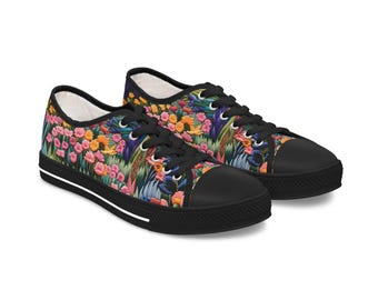 Floral Sneakers - Bestickter Look, geblümtes Geschenk zum Muttertag, einzigartige Schuhe, Damenmode Sneakers