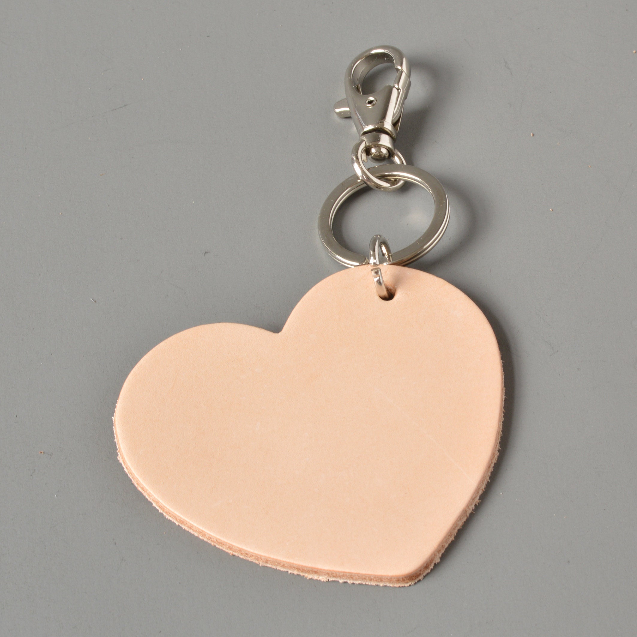 2 Stück Herz Schlüsselanhänger Aus PU Leder - Süße Schlüsselorganizer Für Frauen In Braun