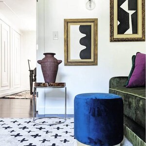 a beautiful hand made coton and wool hand tufted arearug for living room decor