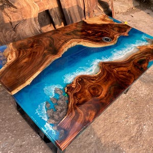 Personalized Epoxy Resin Ocean Table, Customized Dark Wooden and Epoxy Resin Table Top, Dining Room Table, Living Room Table, Coffee Table