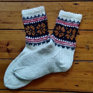 Handknit thick wool socks fairisle winter christmas nordic scandinavian rustic