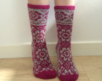 Hand knitted wool socks floral dark pink magenta fuchsia light grey winter fall norwegian fair isle