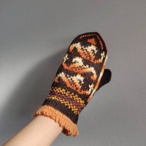 Hand knit wool mittens traditional fairisle brown orange white nordic latvian christmas scandinavian