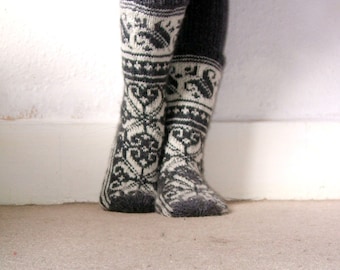 Hand Knit Wool Socks Grey White Scandinavian Norwegian Fairisle Floral Christmas Nordic Slippers