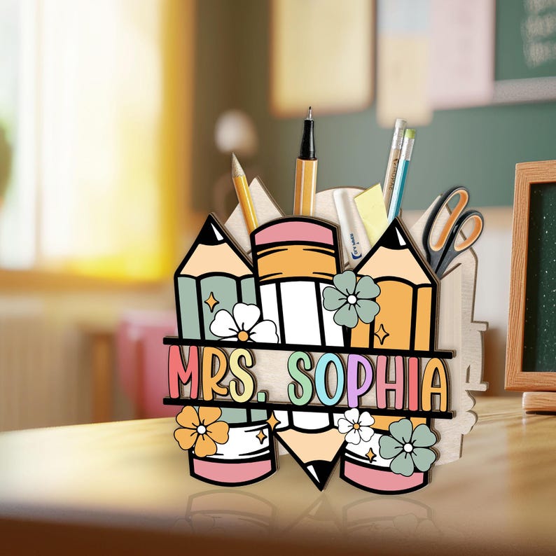 Teacher Pencil Holder Desk Decor, Back to School Teacher Gift Pen ...