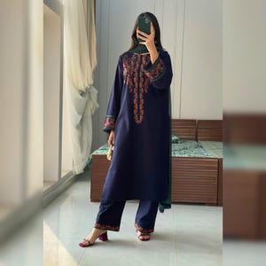 Navy Blue Embroidered 2-Piece Stitched Dress Shalwar Kamiz Premium Lawn