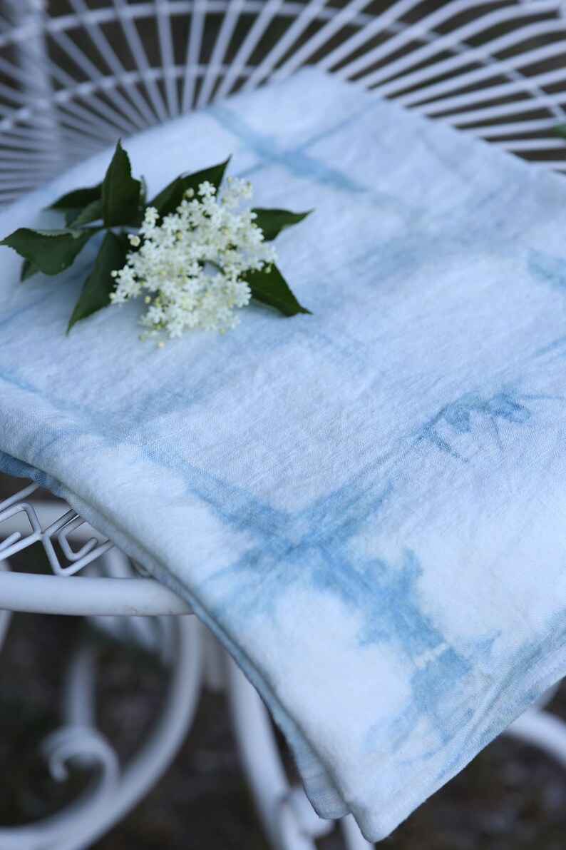 LinaraArt Linen Tablecloth - Thumbnail 2