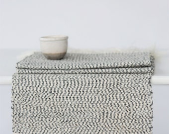 Woven placemats - Set of 2 linen placemats - Handwoven placemats set - Natural linen placemats - Black table linens - Linen place mat