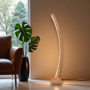 Handmade Curved Wood Floor Lamp with Warm LED Light, Minimalist Standing Light -  Modern Ambient Lighting - Custom Dimmable Wooden Lampshade
