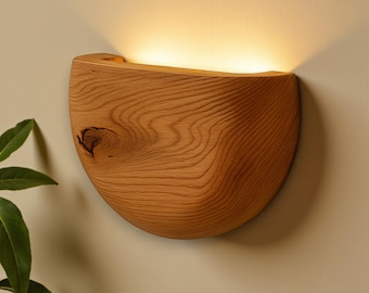 Handgemaakte eikenhouten led-wandkandelaar – Minimalist Half Moon Light
