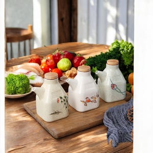 Authentic Ceramic Seasoning Bottle – Traditional Chinese-Style Soy Sauce Oil Dispenser, Durable Compact for Kitchen