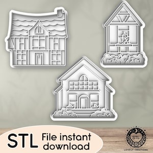 Puede incluir: Tres cortadores de galletas blancos con forma de casa con diseños arquitectónicos detallados. Los cortadores incluyen una casa de dos pisos, una casa con techo a dos aguas y una casa con balcón. También incluye el texto "STL File instant download."