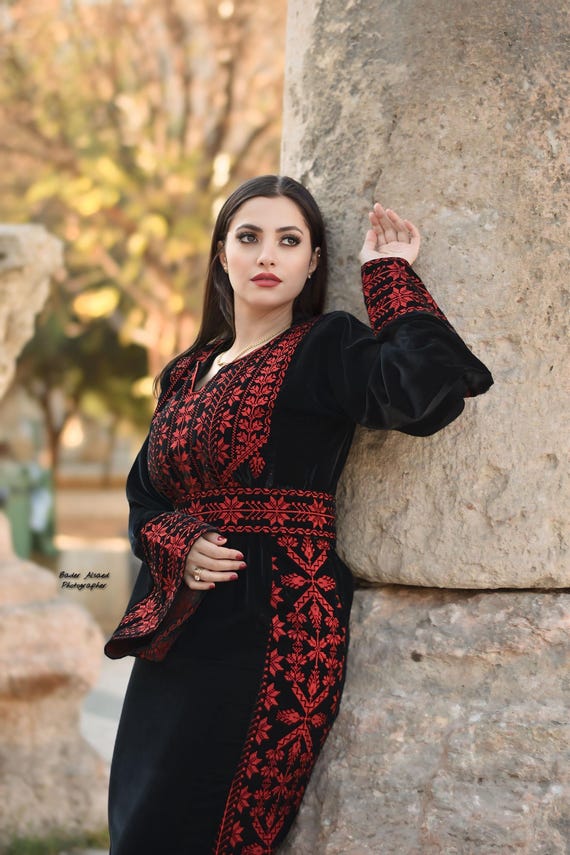 moon embroidered dress Andrea & Leo A1459 Dress Sun Moon And The Stars Embroidery Gown Nude / 10