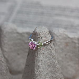 Rose Quartz Peridot Ring – Sterling Silver Tulip, Floral Jewelry image 4