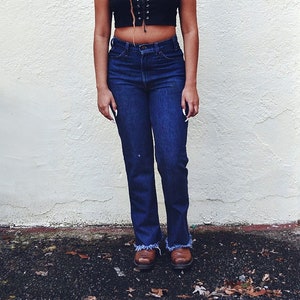 Vintage LEVIS Frayed Hem High Waisted Denim Jeans // Sm
