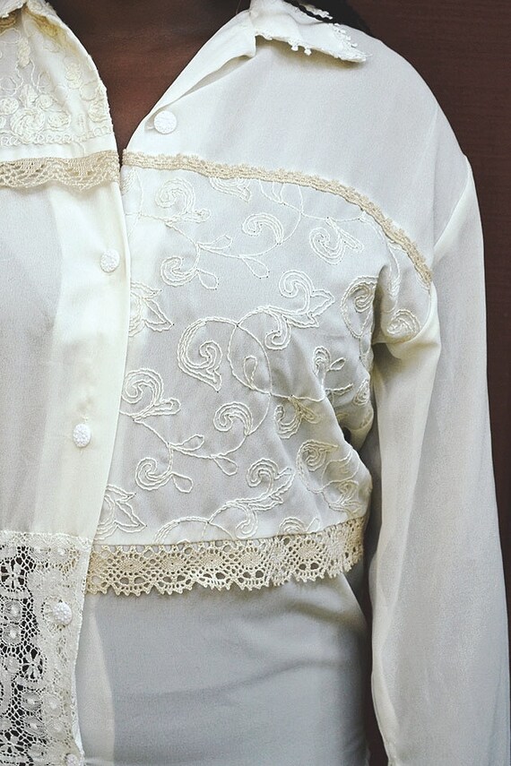 Vintage Dove and Sage Cream Lace Patchwork Blouse… - image 7