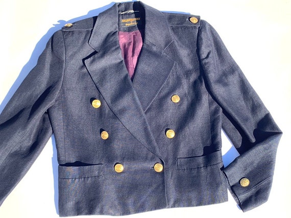navy blue short jacket