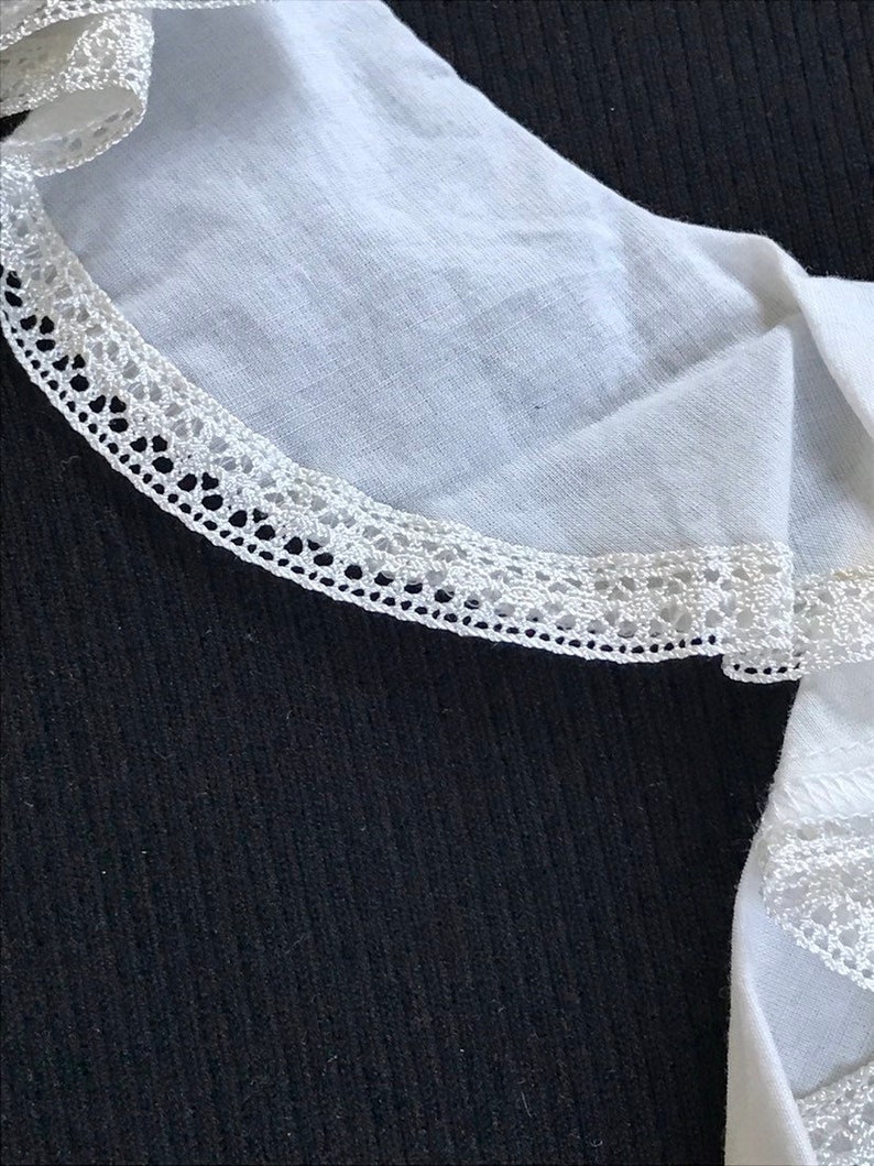 Black Silk Rib Knit Short Sleeve Top With Ivory Cotton Ruffle M