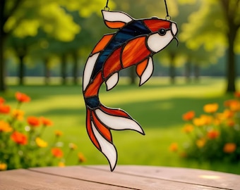 鯉のステンドグラスの模様。© David Kennedy Designs。 - Etsy 日本