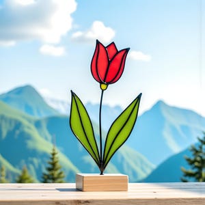 Stained Glass Tulip Pattern: Suncatcher Flower Art (SVG, PDF)