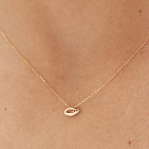 Collier oeil rubis en or massif 14 carats pour femme - Pendentif oeil avec pierres précieuses - Breloque rubis marquise - Collier Nazar - Bijoux mauvais oeil - Collier Hamsa