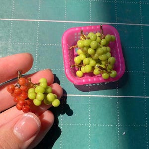3stk Mini Trauben Miniaturen Obst handgemacht, Geschenk Familie, Geschenk Mama, Miniaturen handgemachtes Dekor, Hausgarten, handgemachtes Geschenk