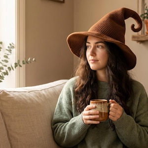 Crochet Pattern/Witch Hat Crochet Pattern – Chestnut Brown Halloween Wizard Hat PDF