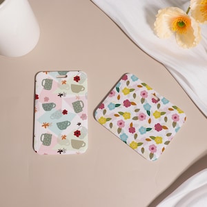 bloemen ID-badge met houder Badge, mooie ID-houder, hard plastic, extra voor sleutelkoord, cadeau leraar, studentenkaarthouder, duurzaam en stijlvol