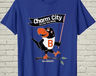 Camiseta de béisbol de Baltimore, camiseta retro con encanto de la ciudad, regalo para el día del partido para él, gráfico del pájaro de Maryland, recuerdo local de la ciudad natal.