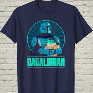 Dadalorian Shirt, Retro Mandalorian Tee, Fathers Day Gift For Papa, Star Wars Top, Sci Fi Mens Apparel, Geeky Husband Present Bild 2