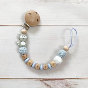 Pacifier chain with name