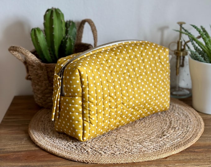 Mustard pea toiletry bag