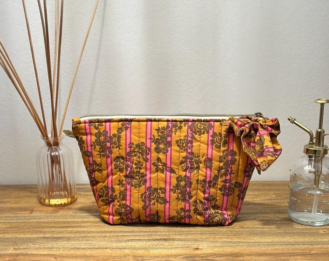 Elegant Knot Toiletry Bag