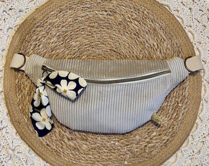 Beige-grey corduroy multi-pocket fanny pack – Handmade – Trendy women's fanny pack – Adjustable belt pouch – Handcrafted accessory