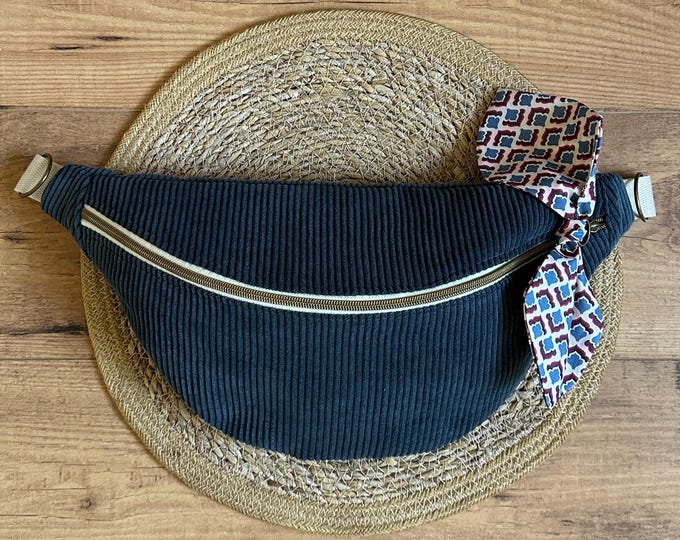 Large multi-pocket corduroy fanny pack in midnight blue – Handmade – Trendy women's fanny pack – Adjustable belt pouch – XL