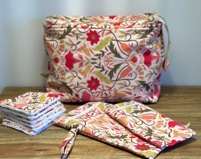 Travel pack - wide-opening toiletry bag - waterproof pouches for products and toothbrush - washable and reusable wipes