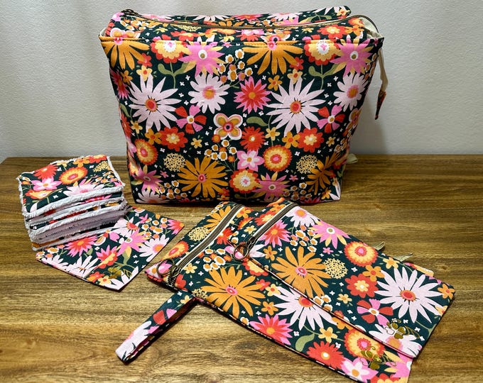 Travel pack - wide-opening toiletry bag - waterproof pouches for products and toothbrush - washable and reusable wipes