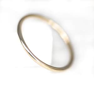 Solid Yellow Gold Ring, 14K / 10K Gold 1.3mm Skinny Round Band, Plain Thin Ring, 16 Gauge, Stacking / Midi / Spacer Ring