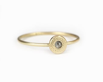 Salt and Pepper Diamond Gold Disc Ring, Solid 14K Recycled Gold Stacking Ring, Gray Rose Cut Diamond Cocktail Ring